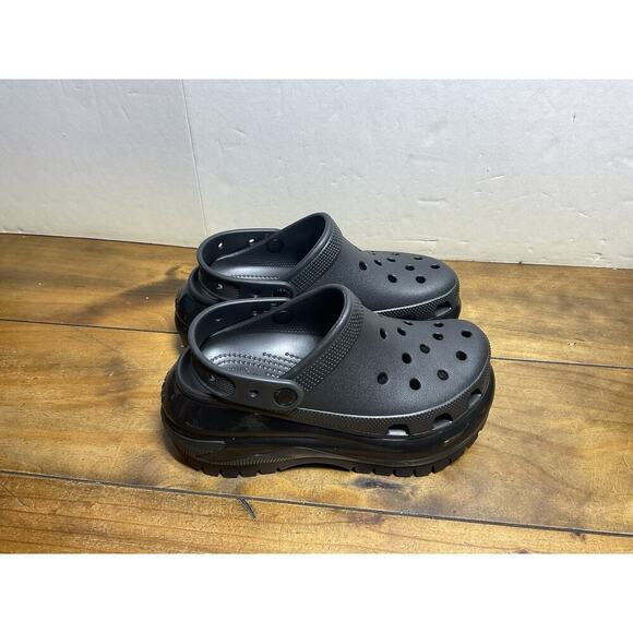 NEW Crocs Mega Crush Clog Sandals Slip On Platform Woman's 7 Men's 5 Black - Picture 5 of 9